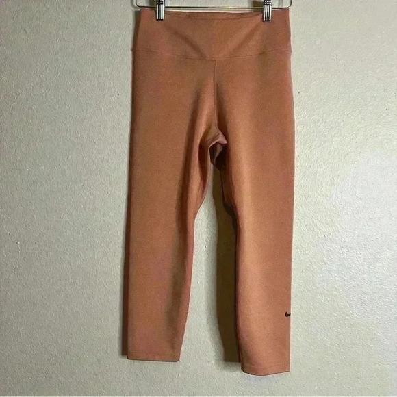 Nike Leggings - Picture 1 of 4